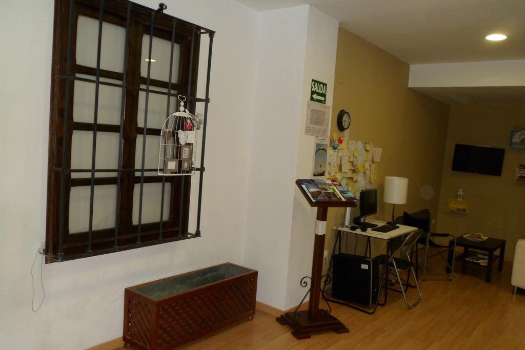 Granada Old Town Hostel Exterior photo