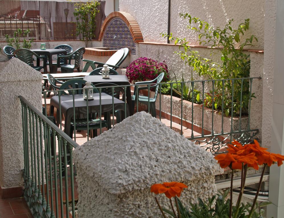 Granada Old Town Hostel Exterior photo